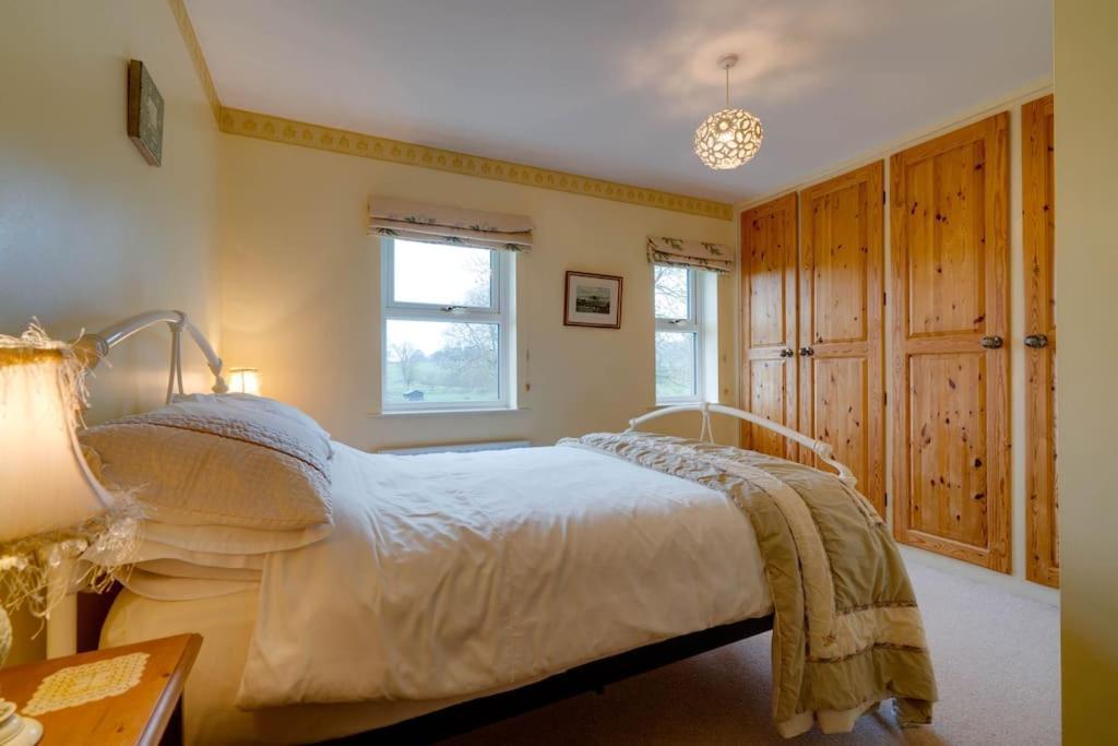 Barley Cottage Whittington  외부 사진