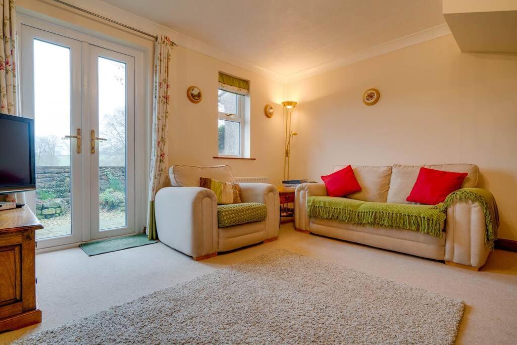 Barley Cottage Whittington  외부 사진